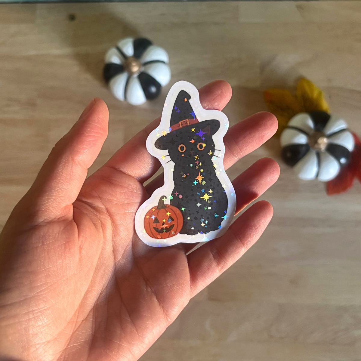 Sticker holographique - Le Chat d'Octobre